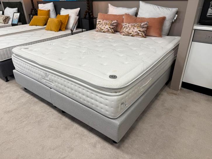 Boxspring Monte Carlo van 3995 voor 1000 - 180x200 - Vast, Huis en Inrichting, Slaapkamer | Bedden, 180 cm, 200 cm, Zo goed als nieuw