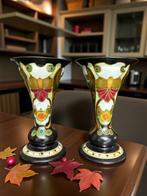 Arnhemse Fayencefabriek - Vaas (2) - Aardewerk - Gouda -