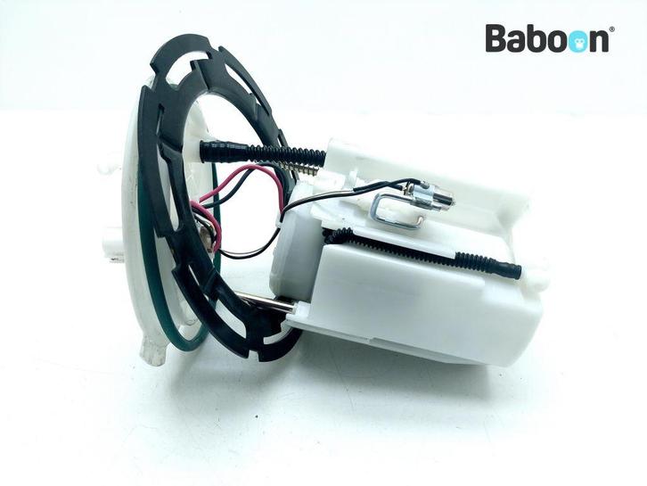 Benzinepomp Honda GL 1800 Goldwing Tour 2018-> (GL1800, Motoren, Onderdelen | Honda, Gebruikt, Verzenden