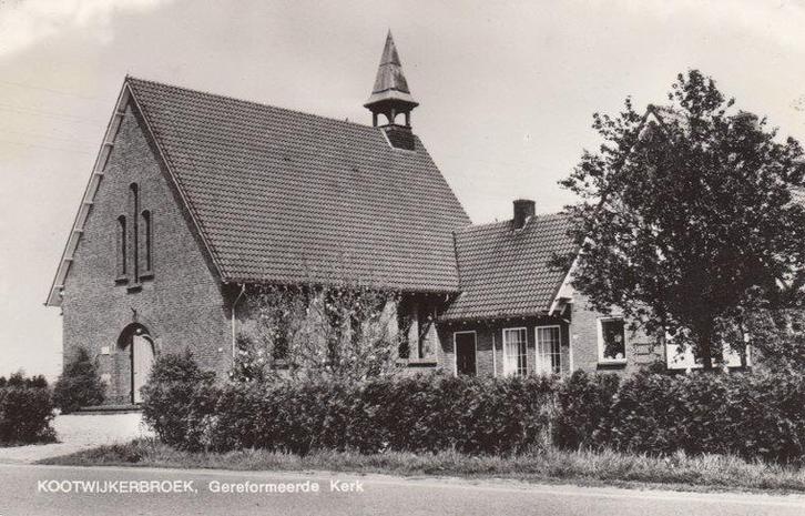KOOTWIJKERBROEK - Gereformeerde Kerk, Verzamelen, Ansichtkaarten | Nederland, Verzenden