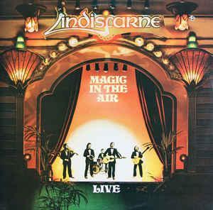 LP gebruikt - Lindisfarne - Magic In The Air (Live), Cd's en Dvd's, Vinyl | Overige Vinyl, Zo goed als nieuw, Verzenden