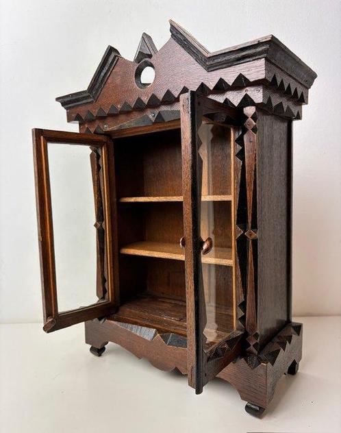 Vitrinekast - Antieke Hollandse kastje - Glas, Hout, Antiek en Kunst, Curiosa en Brocante