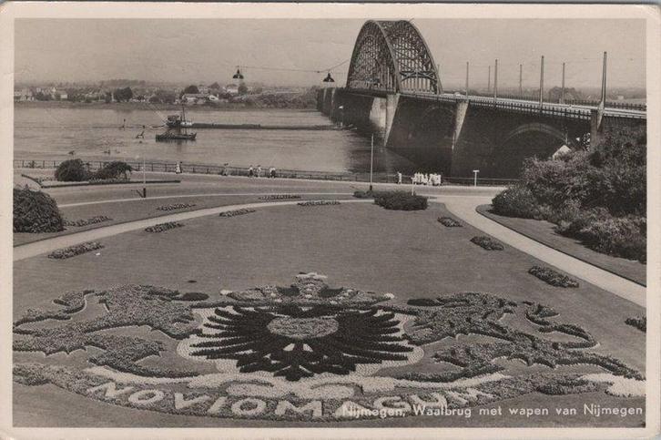NIJMEGEN - Waalbrug met Wapen van Nijmegen, Verzamelen, Ansichtkaarten | Nederland, Verzenden
