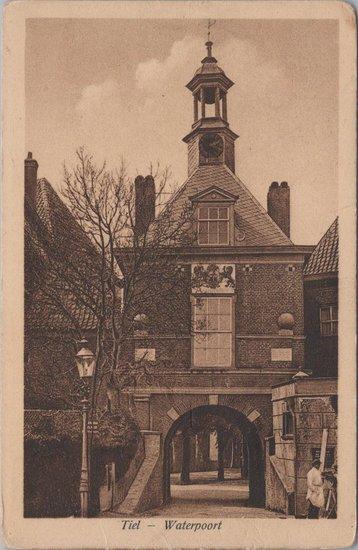 TIEL - Waterpoort, Verzamelen, Ansichtkaarten | Nederland, Verzenden