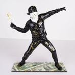 SKE - MOLOTOF - Off White DOLLAR