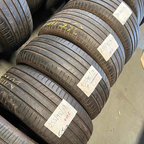 4 x Pirelli Scorpion 255-45-19 Zomerbanden 5,5mm, Auto-onderdelen, Banden en Velgen, 19 inch, Zomerbanden, 255 mm, Personenwagen
