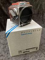 Hasselblad, Carl Zeiss 501CM + Makro-Planar 4/120mm + acc. |, Nieuw