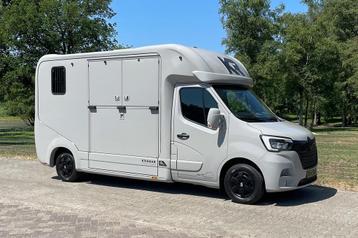 Renault Master Krismar  Horsetruck beschikbaar voor biedingen