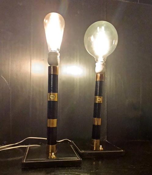 Art déco revival, 34 cm - Lamp (2) - Leder, Messing, Antiek en Kunst, Kunst | Designobjecten