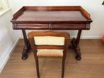 Schrijftafel (2) - Mahonie - Met bijpassende fauteuil