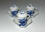 Royal Copenhagen - Beker (3) - Blue Flower 10/1542 and