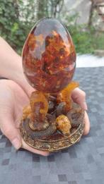 Baltisch amber (Litouwen), hars Drie Cobras Eierhouder en