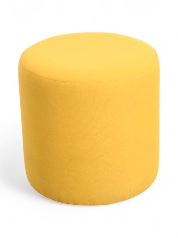 vdm. poef, geel gestoffeerd, Zakelijke goederen, Kantoor en Winkelinrichting | Kantoormeubilair en Inrichting, Stoel, Gebruikt