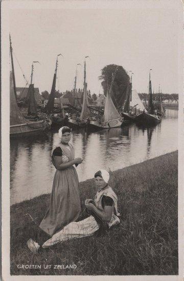 ZEELAND - Haven, klederdracht, groeten uit Zeeland, Verzamelen, Ansichtkaarten | Nederland, Verzenden