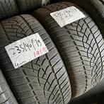 2 x Goodyear UltraGrip 235-40-19 Winterbanden 4mm, Auto-onderdelen, Banden en Velgen, 19 inch, Gebruikt, 235 mm, Band(en)