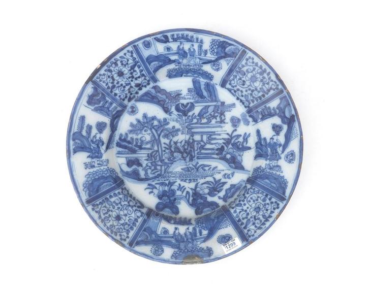 Aardewerk chinoiserie bord, De Porceleyne Bijl 18e eeuw, Antiek en Kunst, Antiek | Keramiek en Aardewerk