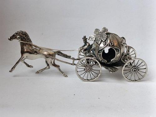 sculptuur, Carrozza con cavallo - 16 cm - .800 zilver, Antiek en Kunst, Antiek | Goud en Zilver