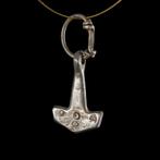 Viking periode Zilver Thor Hammer amulet hanger, Antiek en Kunst