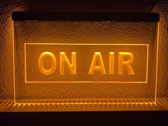 On air neon bord lamp LED verlichting reclame lichtbak, Verzamelen, Merken en Reclamevoorwerpen, Nieuw, Verzenden