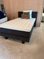 Boxspring Senior Deluxe van 2395 voor 1125 - 120x200 - Elek, Ophalen, Verstelbaar, Zo goed als nieuw, Twijfelaar