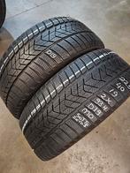 225/40/19 93H PIRELLI SOTTOZERO3 WINTER D19 6,1MM PROFIEL, Gebruikt, Winterbanden, Band(en), Personenwagen