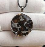 Hanger meteoriet SERICHO - Hoogte: 38 mm - Breedte: 27 mm -, Verzamelen