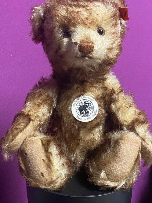 Steiff: Teddybeer Little Happy, replica met rood etiket., Antiek en Kunst, Antiek | Speelgoed