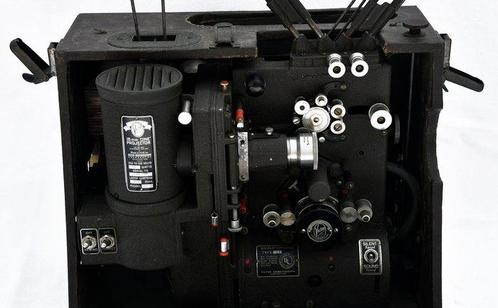 victor animatoghraphs 16mm cine projector Filmprojector, Verzamelen, Fotografica en Filmapparatuur
