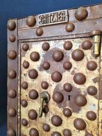 Brandkast - IJzer - Vleugel in ijzer