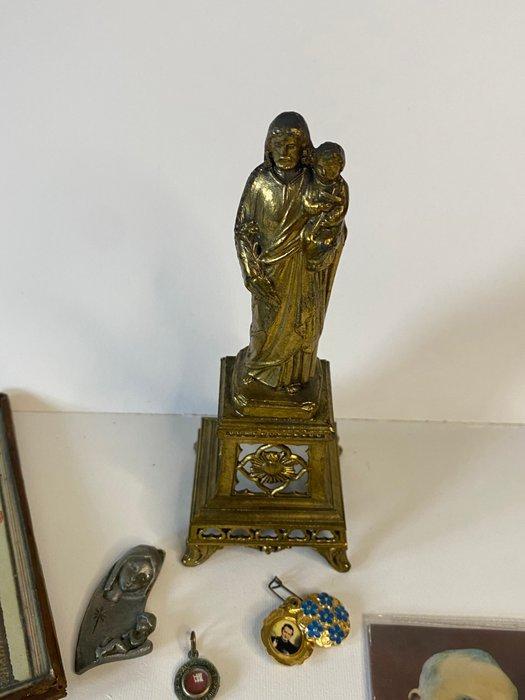 Collectie van 23 religieuze objecten (23) - Glas, Metaal,, Antiek en Kunst, Antiek | Boeken en Bijbels