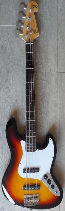 SX - J-Bass, Standaard Serie, Custom Handgemaakt, 3-tone, Muziek en Instrumenten, Snaarinstrumenten | Gitaren | Akoestisch