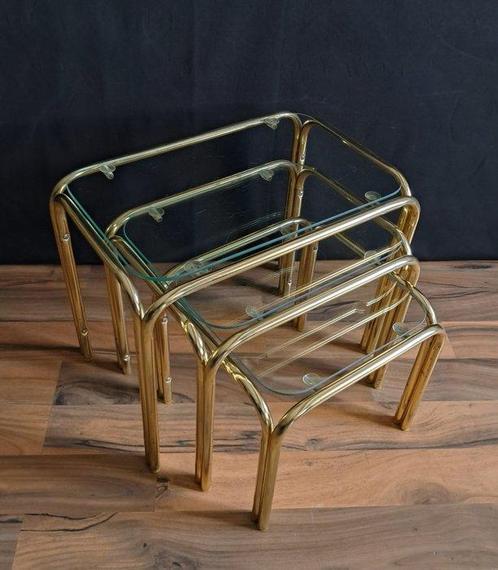 Set bijzettafels - Metaal - Drie vintage bijzettafeltjes, Antiek en Kunst, Kunst | Designobjecten