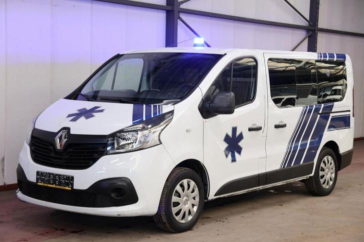 Renault Trafic AMBULANCE VSAV Rettungswagen Krankenwagen, Auto's, Bestelauto's, Lease, Handgeschakeld, Financial lease, Wit, Renault