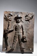 Koninklijke bronzen plaat - stijl Bénin - Nigeria, Antiek en Kunst