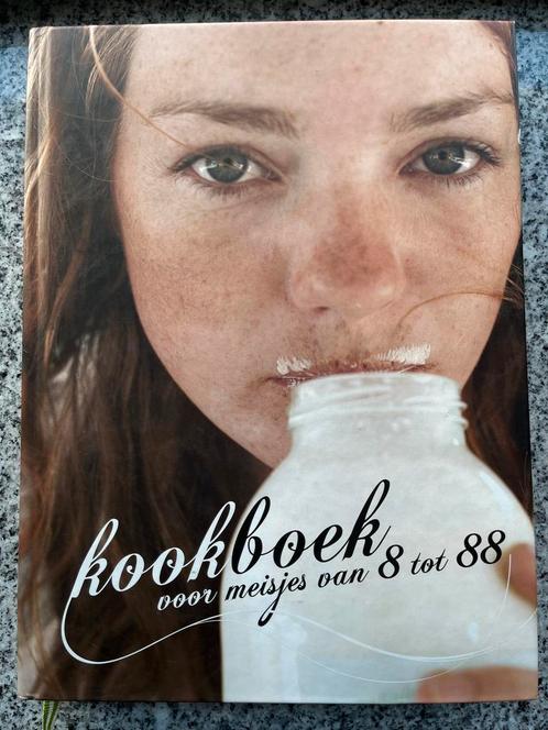 Kookboek voor meisjes van 8 tot 88, Boeken, Kookboeken, Nederland en België, Gelezen, Voorgerechten en Soepen, Hoofdgerechten