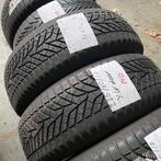 2 x Yokohama W.Drive 225-60-17 Winterbanden 7,5mm, Gebruikt, 17 inch, Band(en), Personenwagen