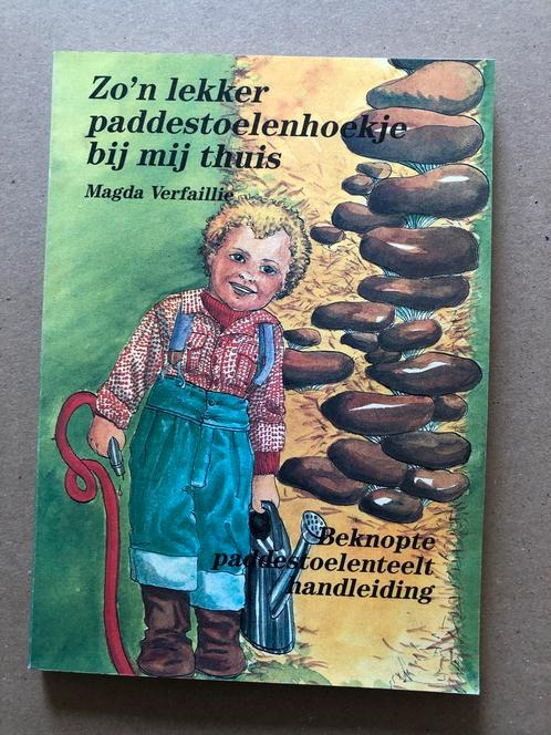 Paddestoelenteelt Thuis - Beknopte Handleiding vrij zeldzaam, Boeken, Wonen en Tuinieren, Moestuin, Gelezen, Ophalen of Verzenden