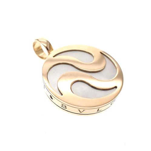 18 krt. Gouden hanger; Mother of pearl - Ying Yang spinni..., Sieraden, Tassen en Uiterlijk, Bedels, Gebruikt, Overige merken