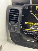 Renault Trafic luchtrooster dashboard bj.2016 art.682607479R, Gebruikt, Renault