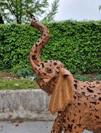 Beeldje - Large Elephant with butterfly - 90 cm - IJzer,, Antiek en Kunst