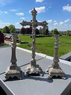 Crucifix (3) - Zinklegering - Begin 20e eeuw - Ouder
