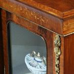 Credenza vitrine met 3 beglaasde deuren ca 1870 notenhouten, Ophalen of Verzenden