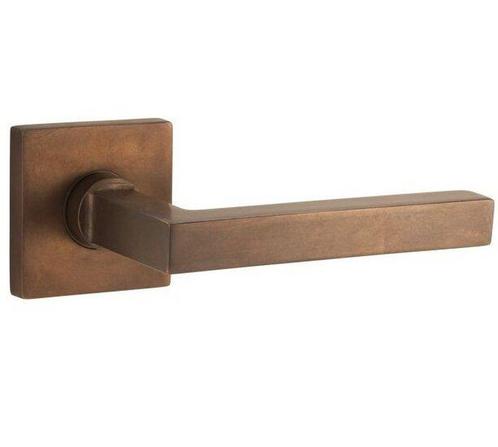 Deurkruk / Deurklink op geveerd rozet verdekt Kare messing, Doe-het-zelf en Verbouw, Hang- en Sluitwerk, Nieuw, Ophalen of Verzenden