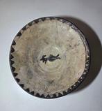 Islamitisch Middeleeuwse geglazuurde islamitische kom uit, Antiek en Kunst