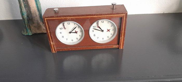 Ruhla Garde - Schaakspel - Garde (EKLA) - Beukenhout, Antiek en Kunst, Curiosa en Brocante