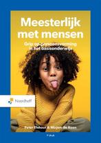 Meesterlijk met mensen 9789001022723 Peter Elshout, Boeken, Verzenden, Zo goed als nieuw, Peter Elshout