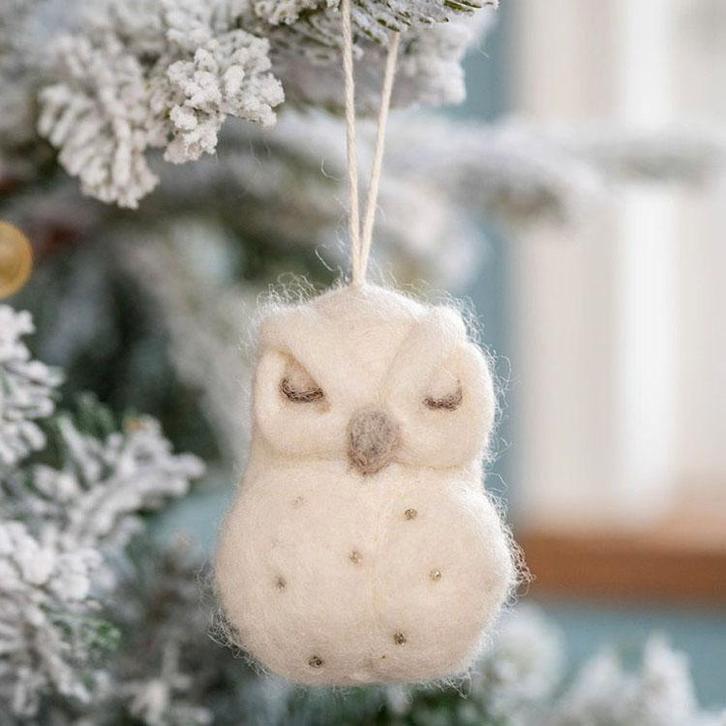 Wolvilt Hanger Sneeuwuil Winter - Offwhite - Fairtrade Homed, Diversen, Kerst, Nieuw, Ophalen of Verzenden