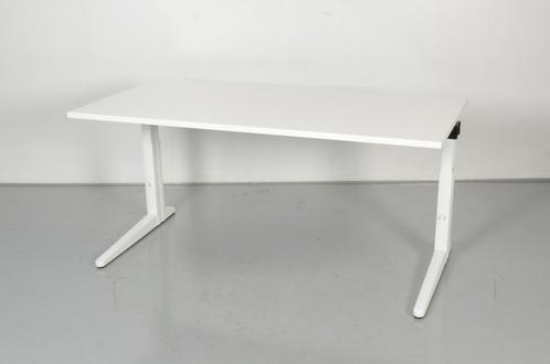 Ahrend Essa bureau, wit blad, 180 x 80 cm, hoogte instelbaar, Huis en Inrichting, Bureaus, Ophalen of Verzenden