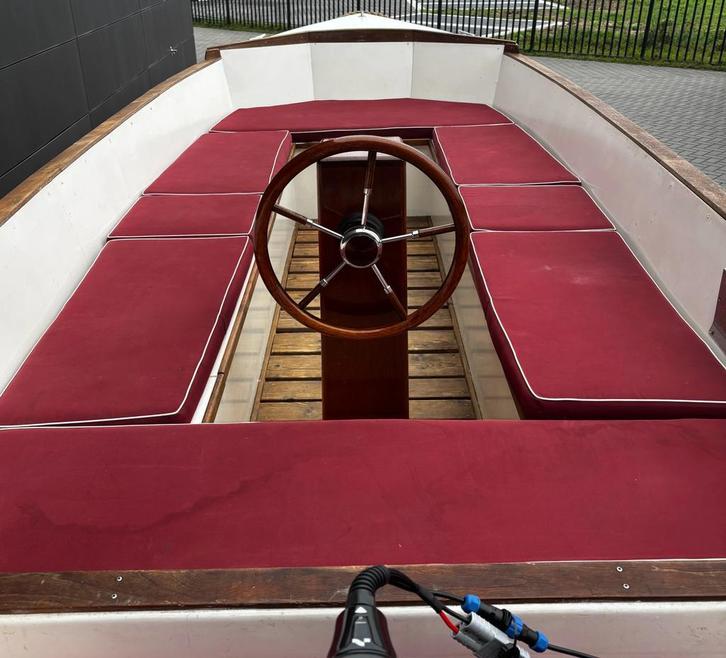 Sloep met stuurconsole zonder of met motor, Watersport en Boten, Sloepen, Buitenboordmotor, 10 tot 30 pk, 3 tot 6 meter, Elektrisch