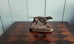 P. Chenet - Figuur - Jachthond - Brons